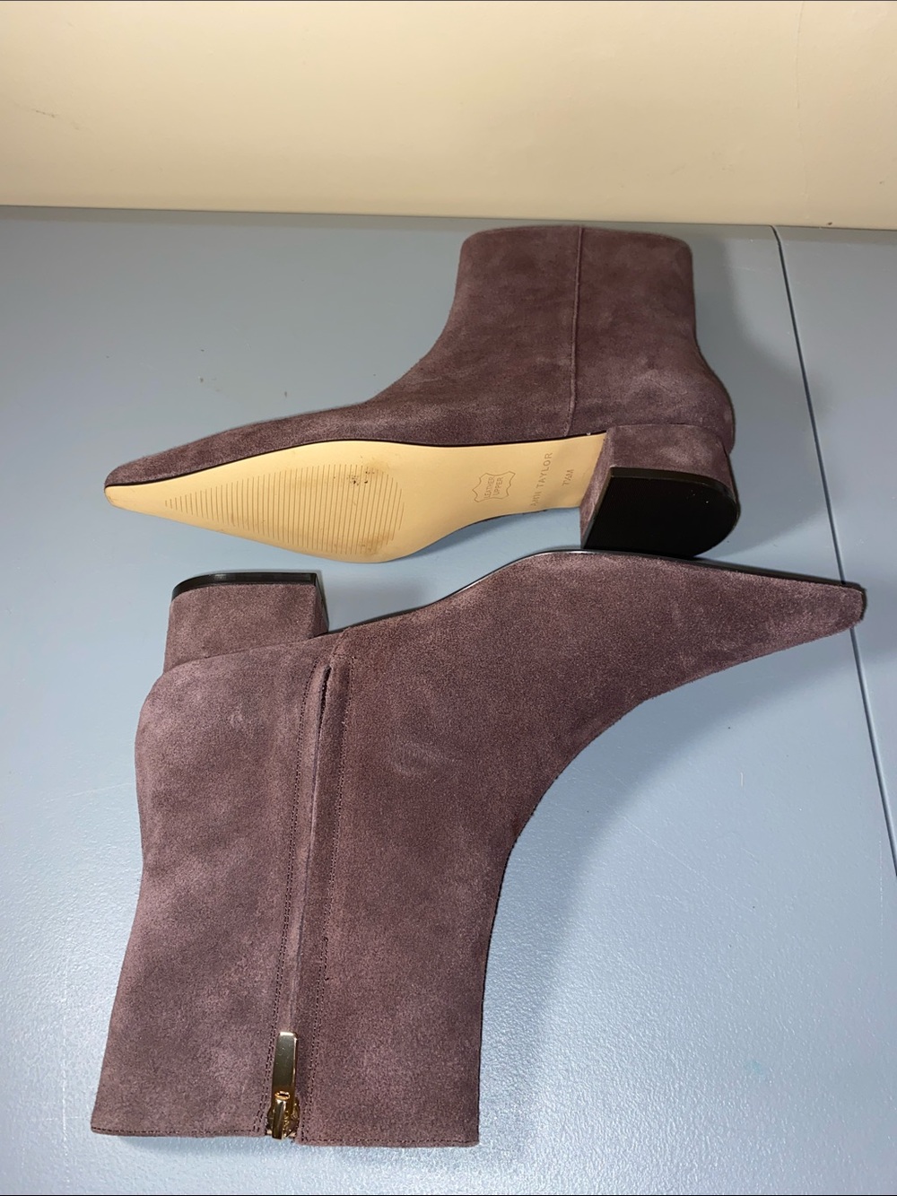 Ann Taylor Pointed Toe  Block Heel Suede Women's Ankle Boots